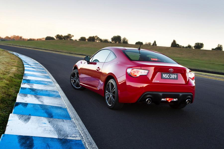  Toyota GT 86 GTS 2012 года  (фото 13 из 25)